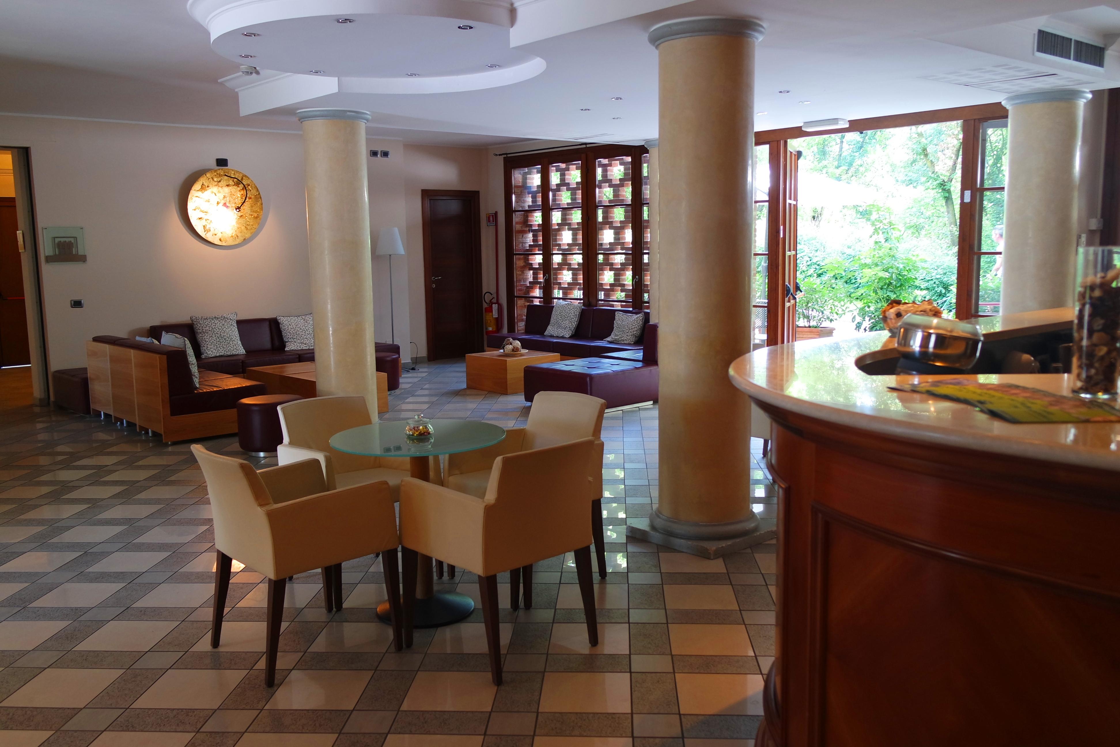 Country Hotel Castelbarco Ваприо-д’Адда Экстерьер фото